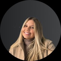 Brenda Carmo