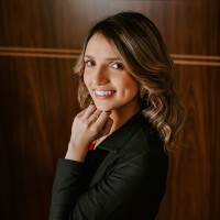 Luiza Adorna Oliveira