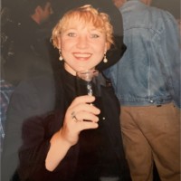Lorraine E Love