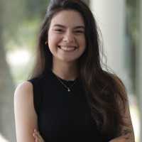 Larissa Sales