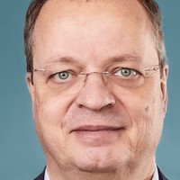 R. Andreas Kraemer  孔 安德