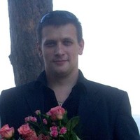 Роман Отрошко