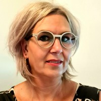 Jeanine Van Der Leij-Meulenbelt