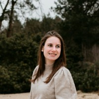 Laurie V.