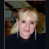 Dr. Annette Stahl Maddox