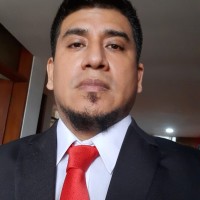 Eduardo Flores