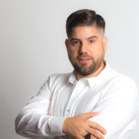 Andres Bustamante ∴