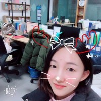 Elsa Wang