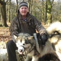 Steven Hurst