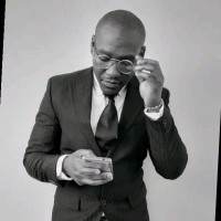 Sigqibo Zweni