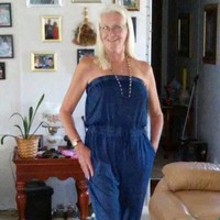 Leona Moffett