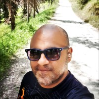 Eytan Zur