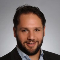 Dr. Stefan Bauer