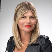 Karine Caurraze