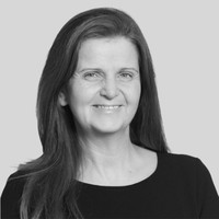 Julie Dexter