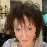 Marianne A Holmes