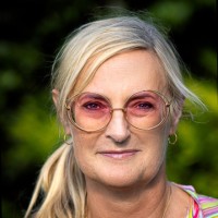 Anne Frost Ugilt