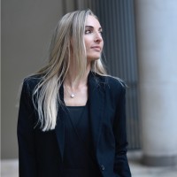Anja Hinze
