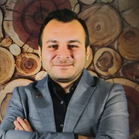 Metin Demirel