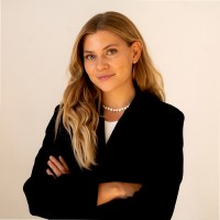 Rebecca Kuhn