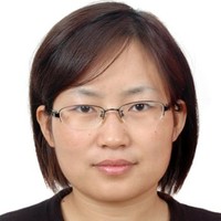 弓美霞