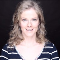 Naomi Brett