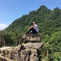 易雄刚