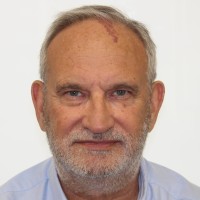 Dr David McPhail