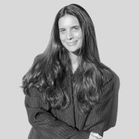 Laura Pitharas
