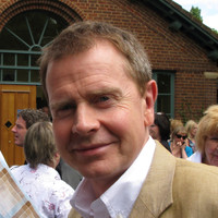 Peter Benton