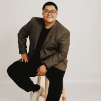 Yoga Pratama
