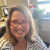 Lesley Roach