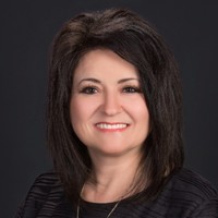 Dianne Zugg