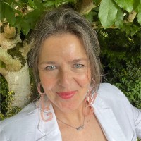 Cyndi Lewis