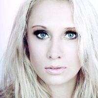 Nina Moore