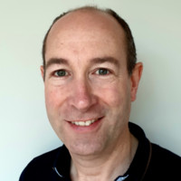 Dr Lachlan Clark