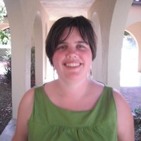 Lindy Davis