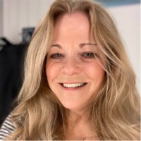Donna Knight