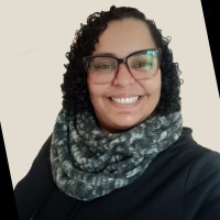 Edilaine Pereira