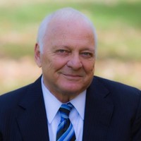 Robert Snyder