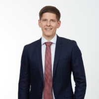 Andreas Hölzl, Cfa