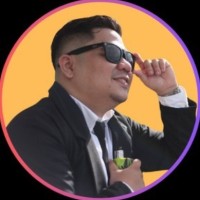 Raymond Bush Casas