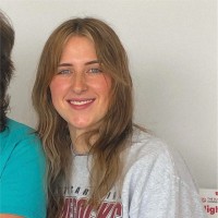 Lauren Earp