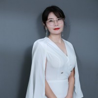 Helen Huang