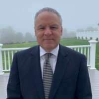 Bruce Messina