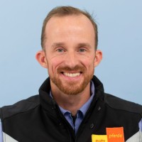Dr. Christian Straub