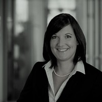 Yvonne Kolb