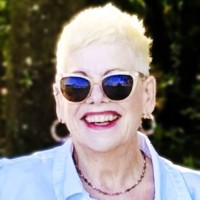 Julie Woodley Vaneeckhoute