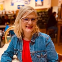 Lindsey Lund