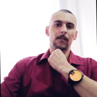 Eros Carvalho